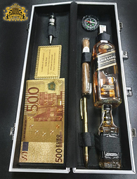 black label johnnie walker и Jack Daniels използваем сувенирен подаръчен комплект