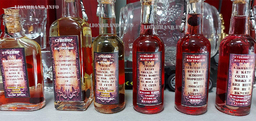 Сувенири на едро шишенца бутилки с ракия и вино
